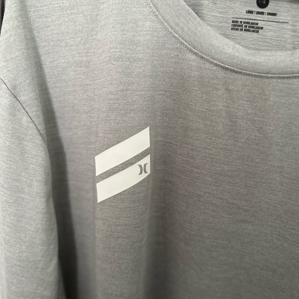 Men’s large Hurley long sleeve t-shirt, like new